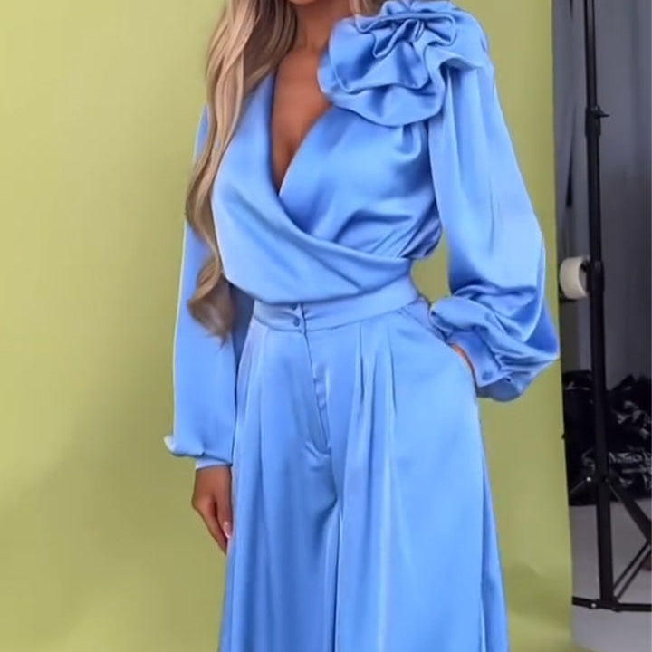 Set luxos cu cămașă din satin și pantaloni largi