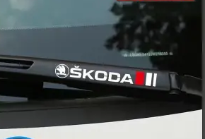 ULTIMA OFERTĂ 🎉REDUCERE 50%🎉Autocolant creativ pentru ștergătoare auto🎉4 BUCĂȚI🎉