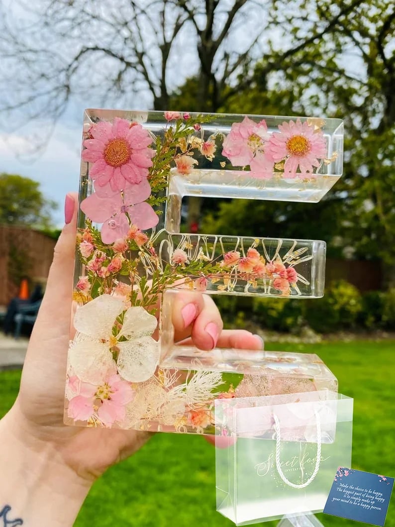 🌸Veioză de noapte din rășină florală, lucrată manual