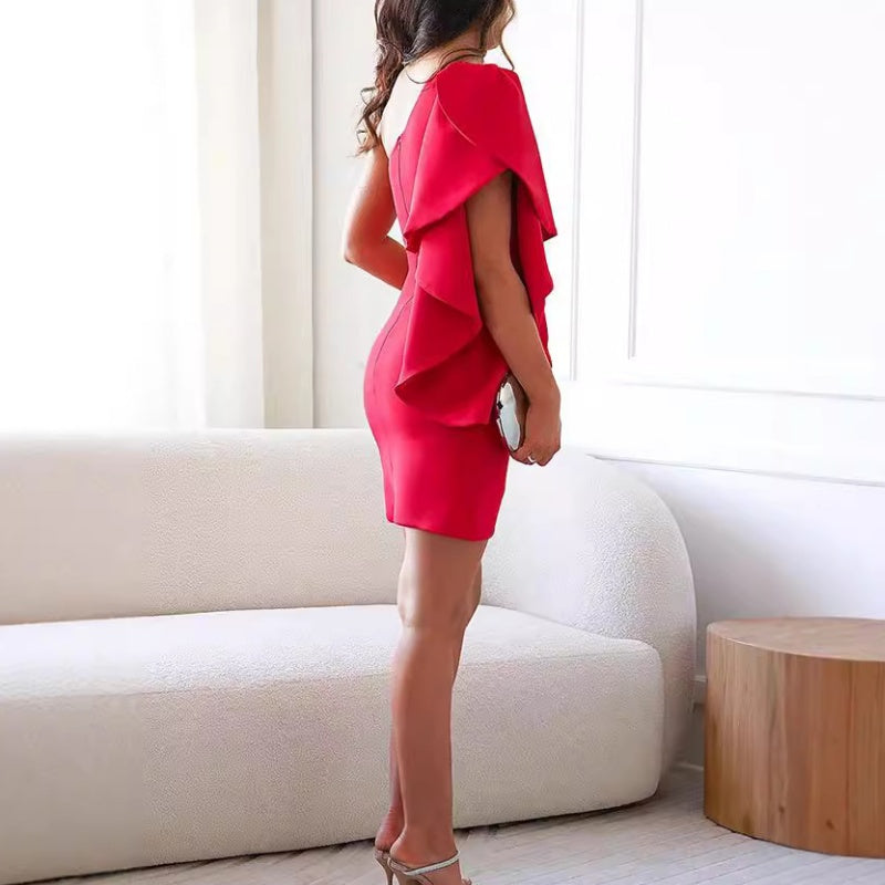 Rochie de cocktail pentru damă, cu un singur umăr