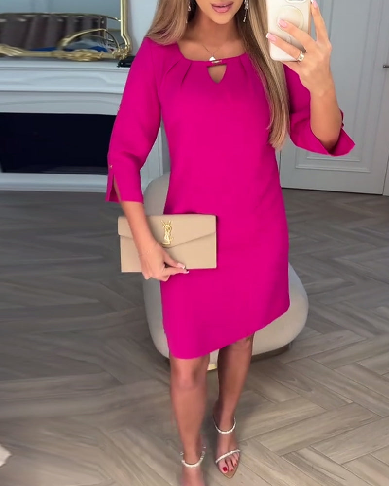 Rochie elegantă, monocoloră, simplă, în formă de V