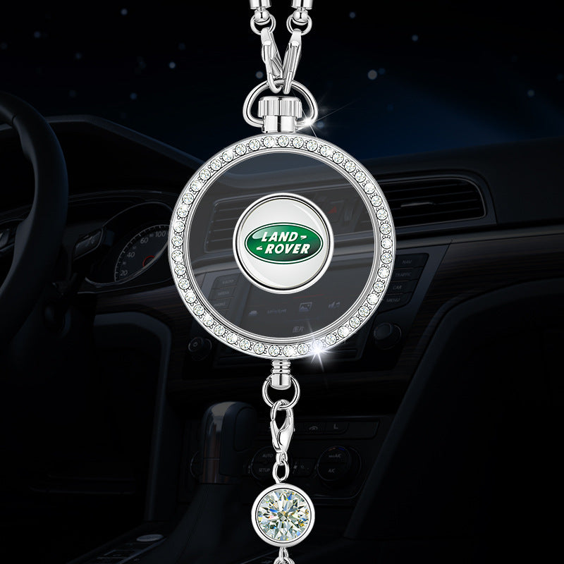 Pandantiv cu logo pentru aromaterapie auto, realizat din metal și diamante