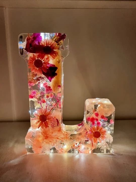 🌸Veioză de noapte din rășină florală, lucrată manual