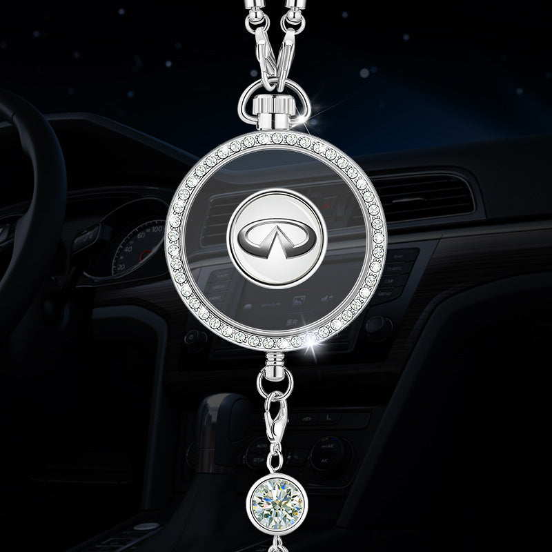 Pandantiv cu logo pentru aromaterapie auto, realizat din metal și diamante