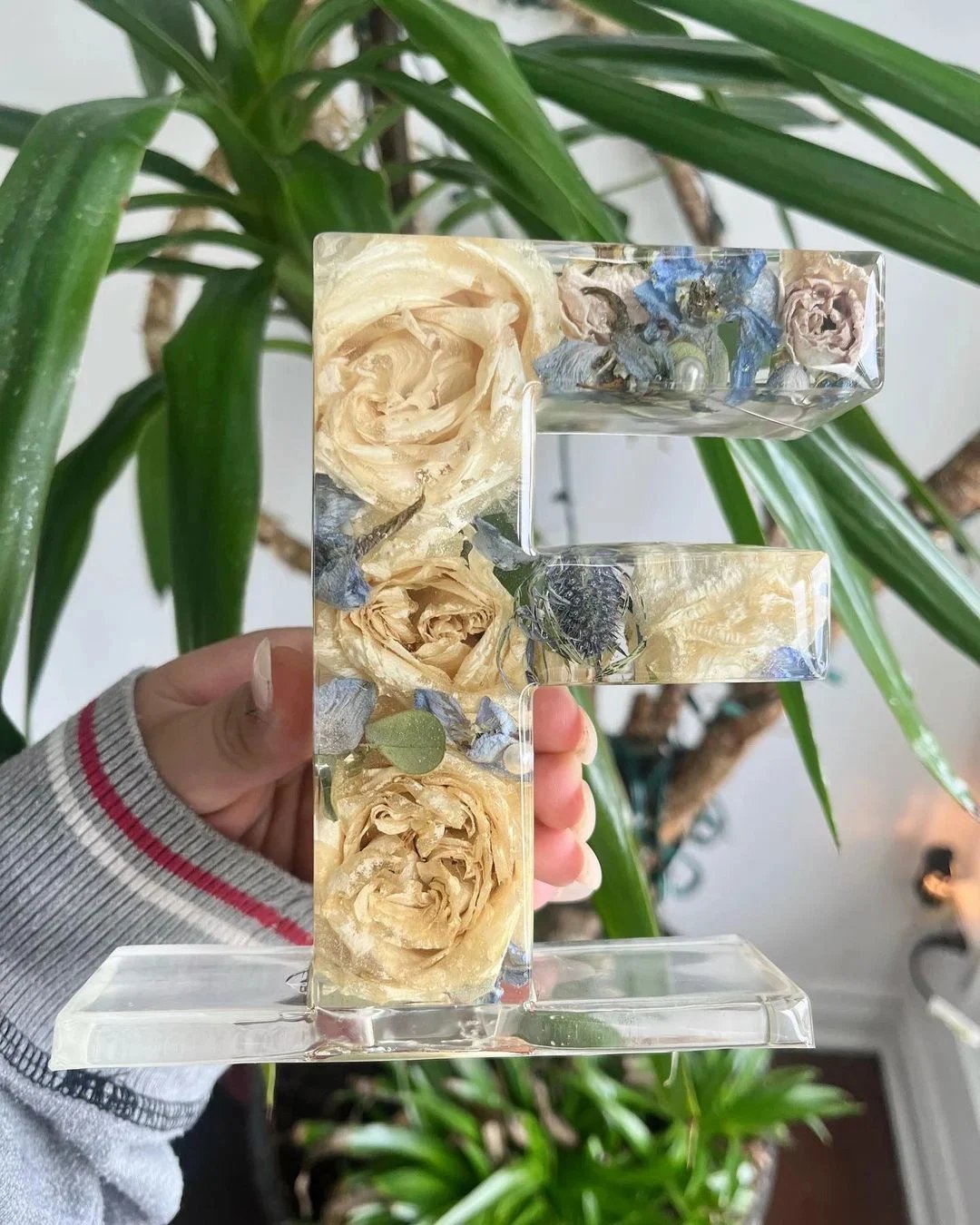 🌸Veioză de noapte din rășină florală, lucrată manual