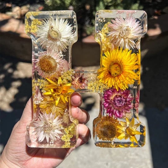 🌸Veioză de noapte din rășină florală, lucrată manual