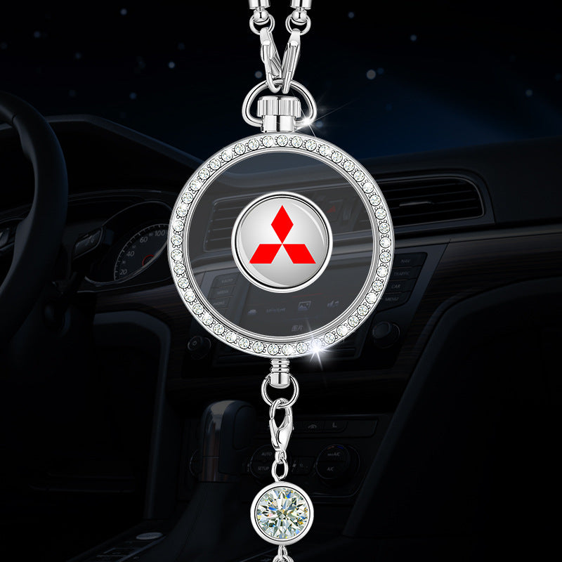 Pandantiv cu logo pentru aromaterapie auto, realizat din metal și diamante