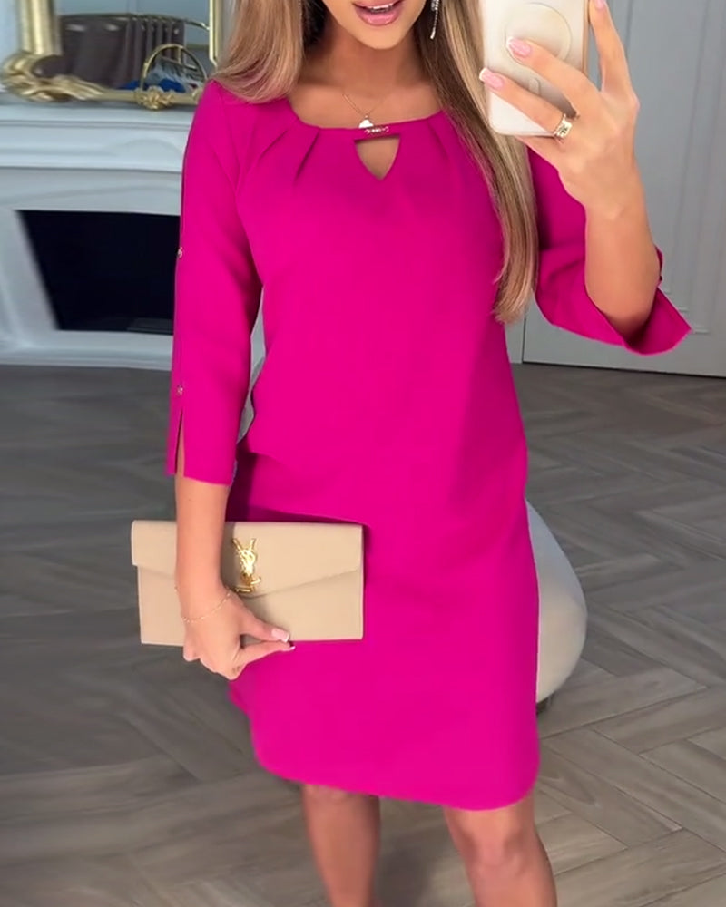 Rochie elegantă, monocoloră, simplă, în formă de V