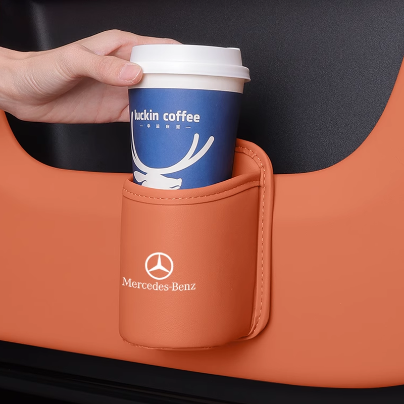 Suport de pahare din piele Velora – ușor de instalat, posibilă personalizarea logo-ului