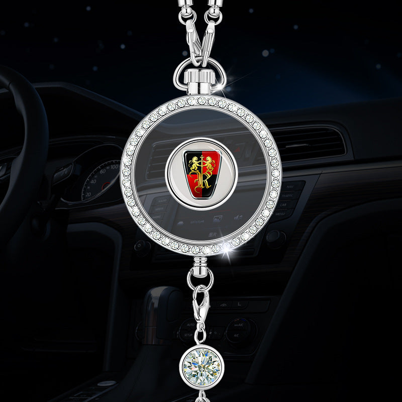 Pandantiv cu logo pentru aromaterapie auto, realizat din metal și diamante